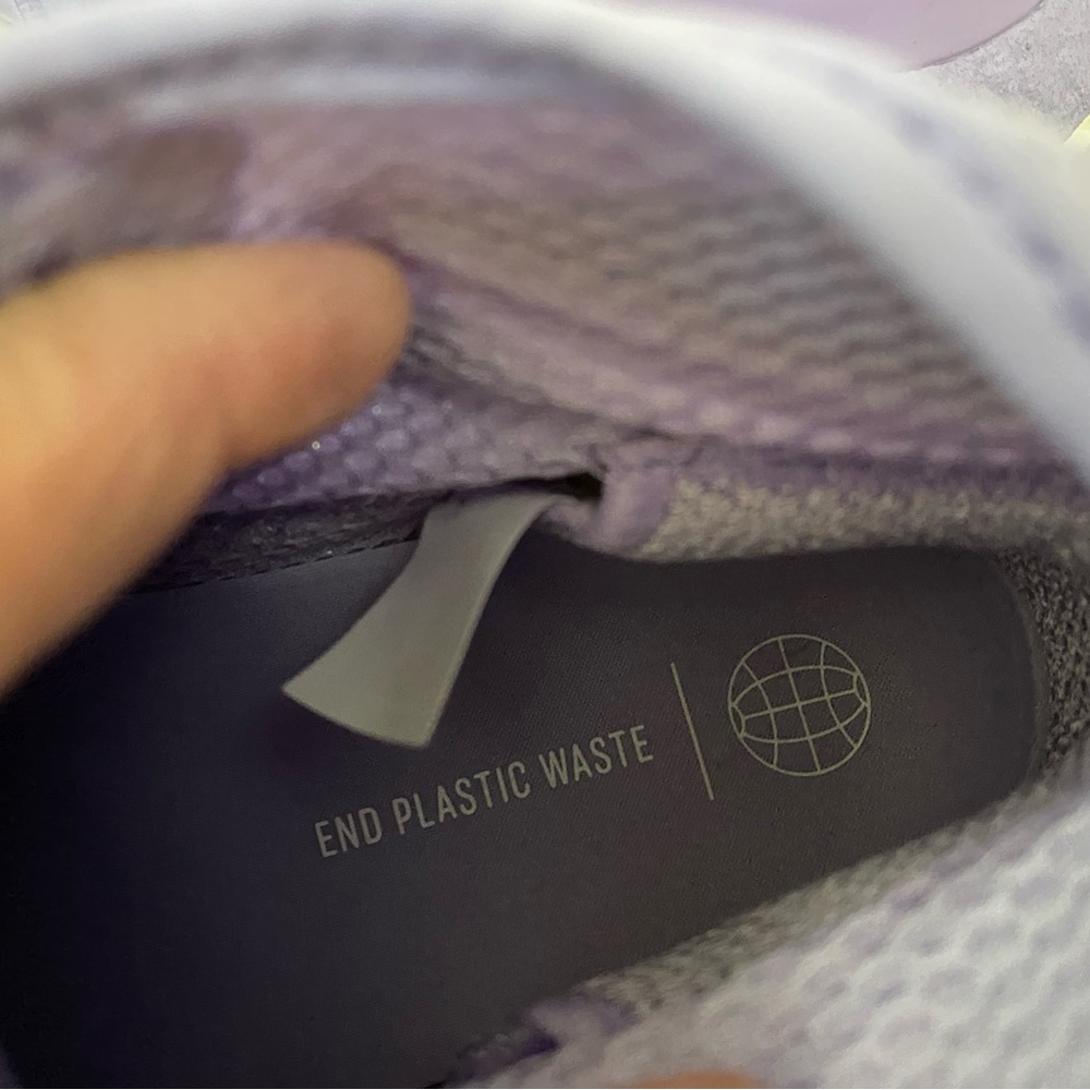 Stella Mccartney Ultraboost View 4